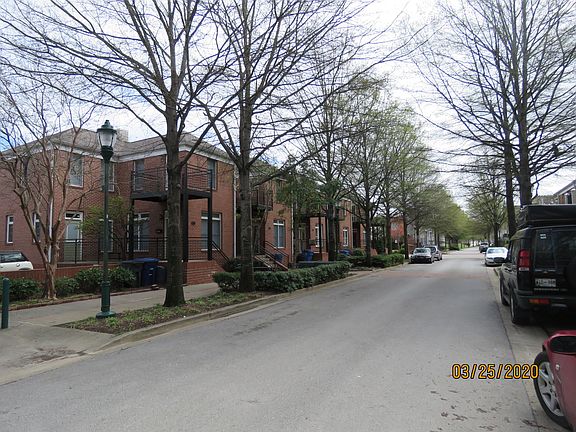 5th image of 218 W 17th St Unit 218