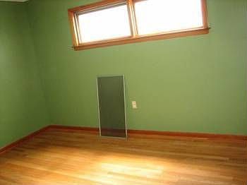 3rd image of 221 N Hyde Park Ave