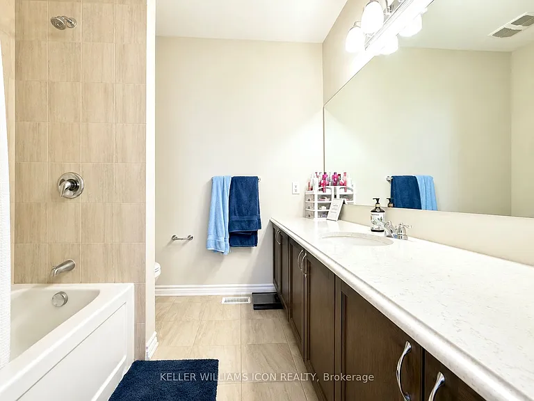 108 Solaris Dr — Photo 15