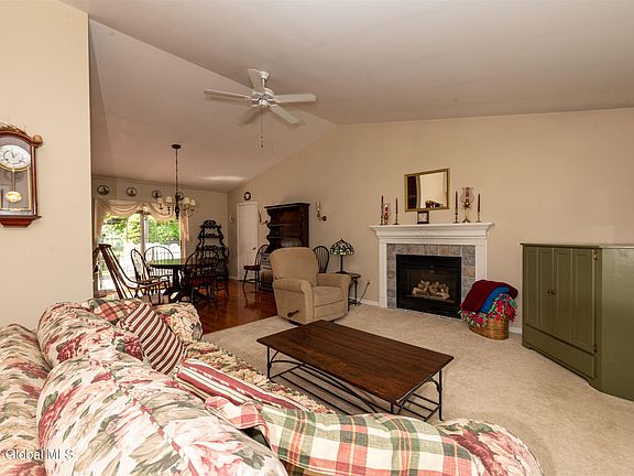 5th image of 4503 Burnett St
