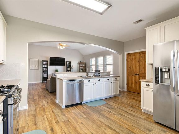 3rd image of 4818 Flamingo Bay Cir