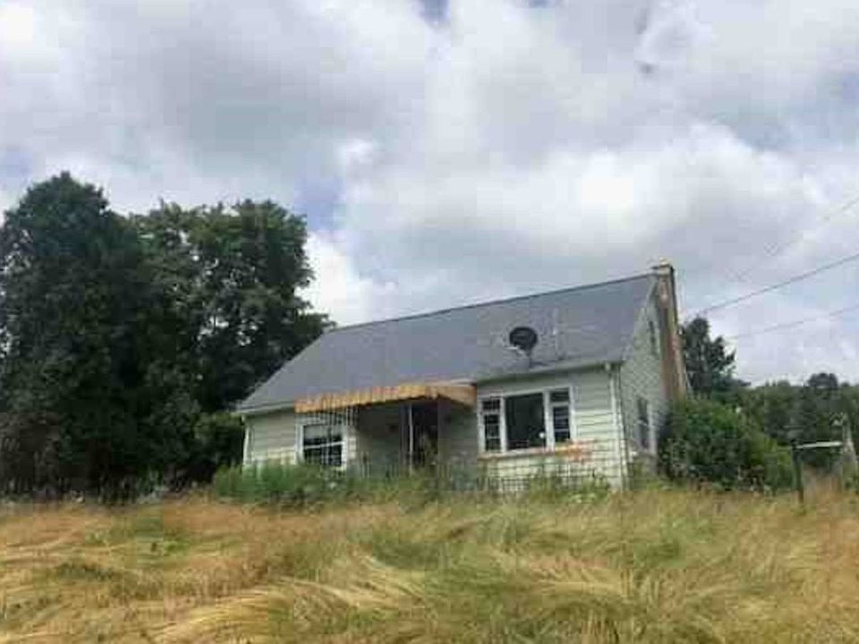 2nd image of 1327 State Route 1042
