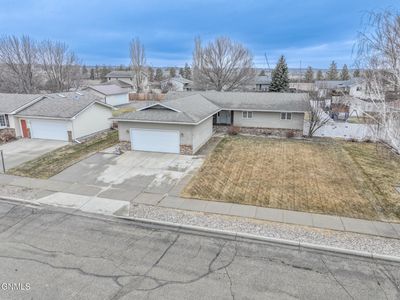 1310 25th St W, Williston, ND, 58801