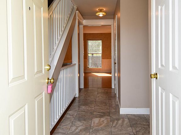 5th image of 3240 Saint Augustine Ct