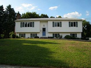 296 Harness Dr, Southington, CT 06489