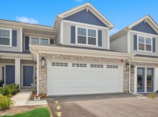 276 Masters Dr, Addison, IL 60101