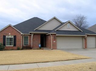 313 E Fargo St, Broken Arrow, OK 74012