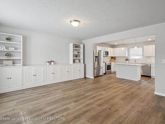 3rd image of 13822 Kaleidoscope Dr