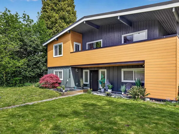 6858 Patterson Ave, Burnaby, BC V5J 3N6