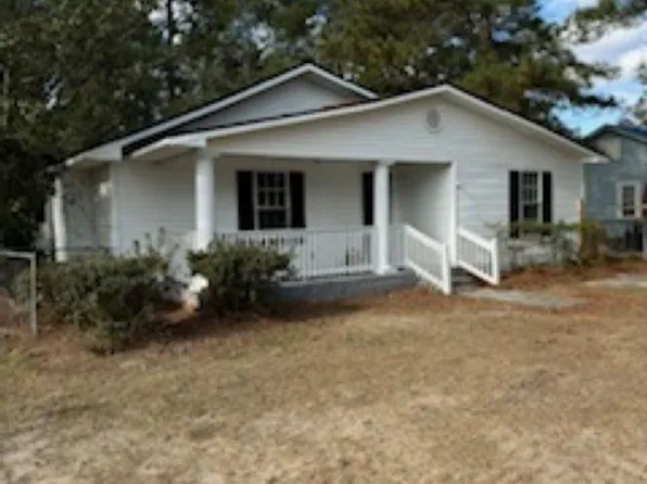 913 W Main St., Dillon, SC 29536