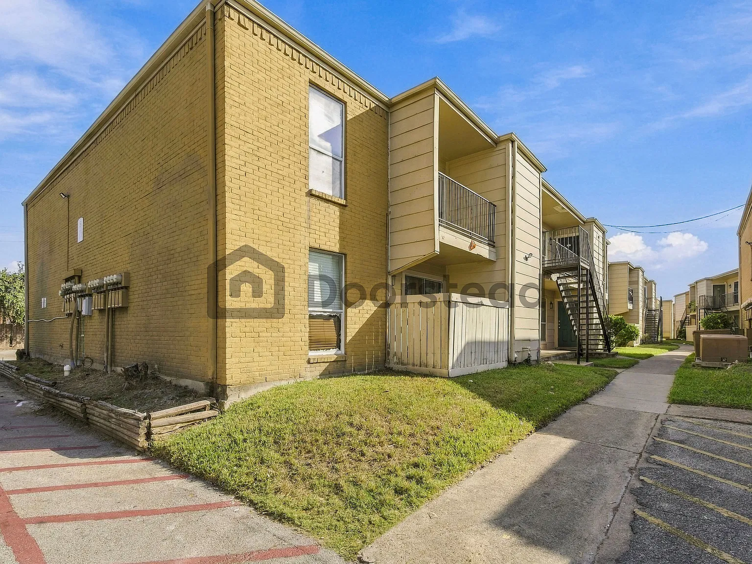 2 bed, 2.0 bath, 937 sqft, $1,350 — Photo 1