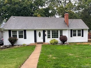307 W Old Watson Rd, Saint Louis, MO 63119