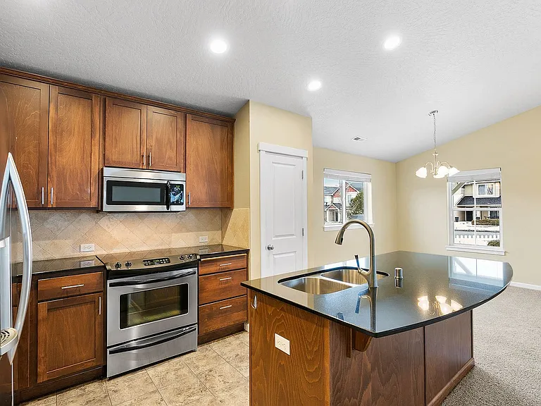 2121 N Country Vista Blvd — Photo 15