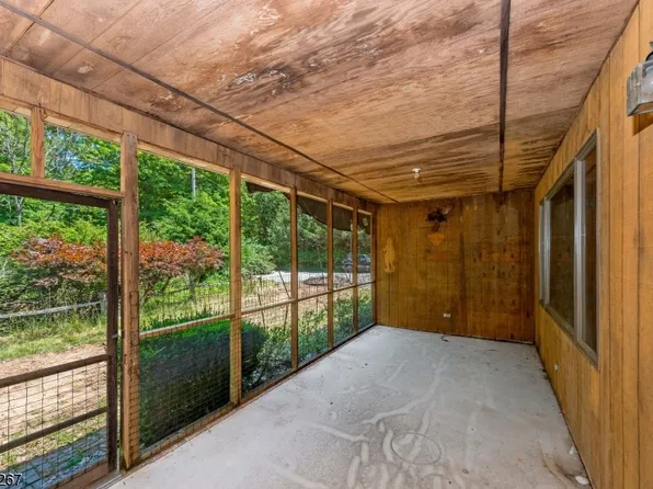 339 Split Rock Rd, Rockaway Twp., NJ 07005