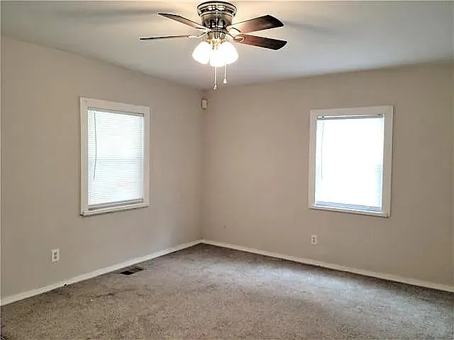 2 bed, 1.0 bath, 1008 sqft, $1,250 — Photo 4