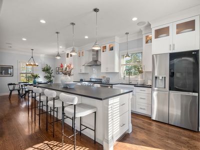 273 Metropolitan Ave #2, Boston, MA, 02131