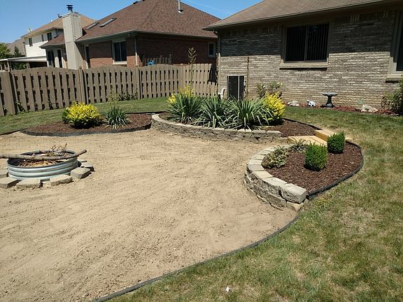 3rd image of 46591 Old Oak Ln