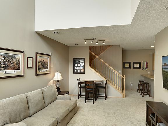 5th image of 1601 Woodlynn Ave E #2