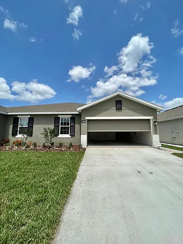 17914 Turning Leaf Cir Photo 1