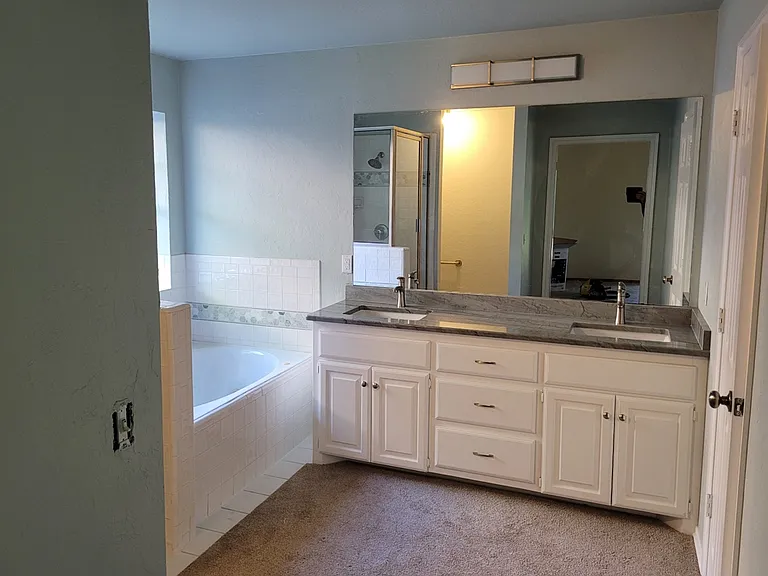4917 Baker St — Photo 27