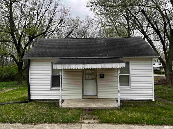 729 S Randolph St, Macomb, IL 61455