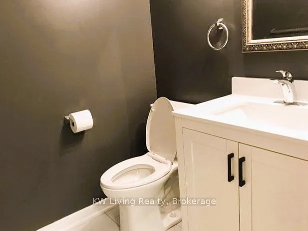 298 Jarvis St #408 — Photo 16