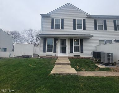 6559 Engle Rd #39D, Brookpark, OH, 44142