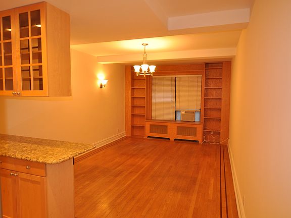 3rd image of 235 W 102nd St APT 4B