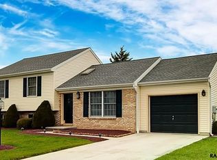 20 Caribou St, Hanover, PA 17331