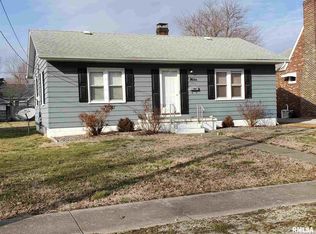 707 Taffee St, Pinckneyville, IL 62274
