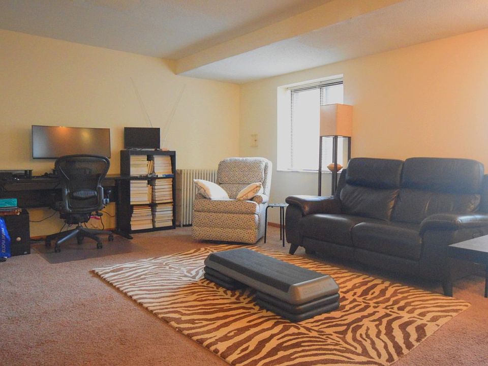 1st image of 499 Snelling Ave S APT 6