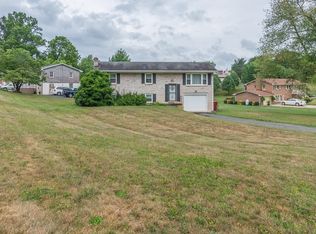 4017 Englewood W, Johnson City, TN 37601