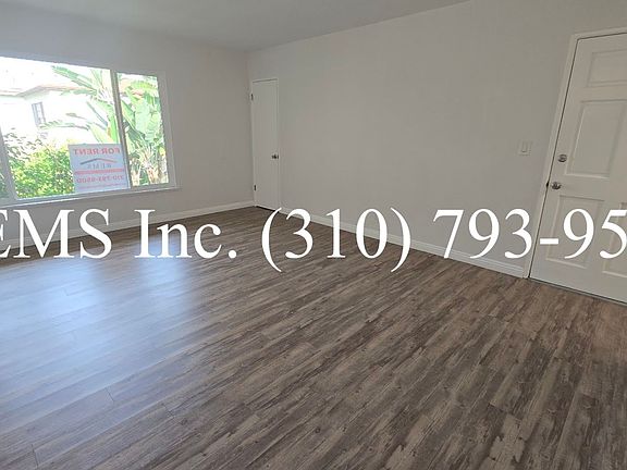 3rd image of 3356 Mentone Ave #5