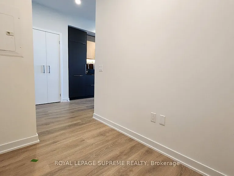 1 Fairview Rd E #2705 — Photo 16