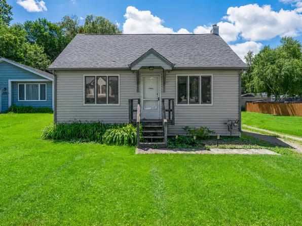 23570 N Field Rd, Lake Zurich, IL 60047