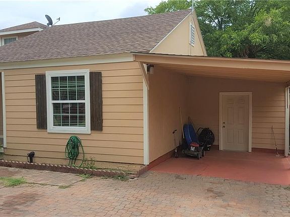 4th image of 1612 Long Ave