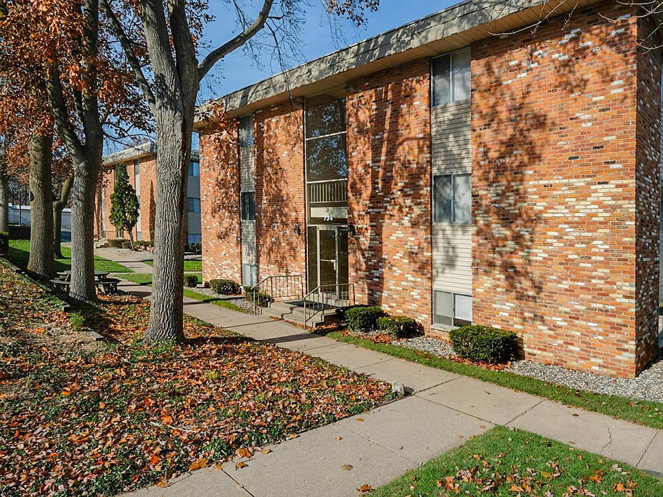 1st image of 734 W Kilgore Rd APT 107