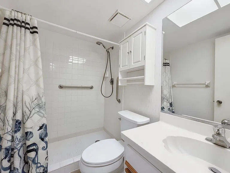 1701 Courtyard Way #105 — Photo 23