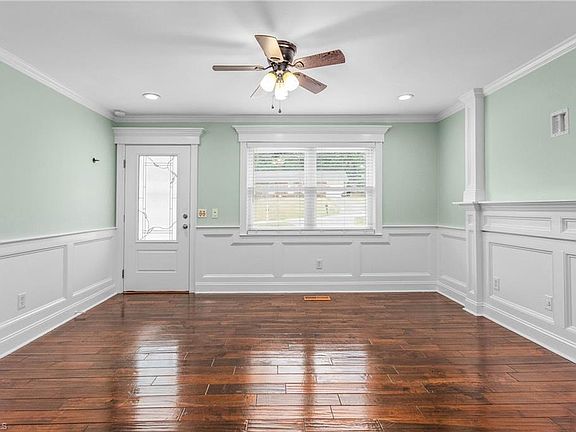 3rd image of 7235 Lalanda Dr