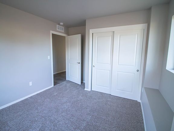 5th image of 1040-1047 W Sanetta St #1050