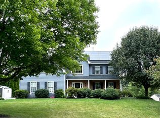 8025 Fairview Ln, Norristown, PA 19403