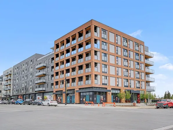 3107 E Warren St #205, Calgary, AB T3B 0M2