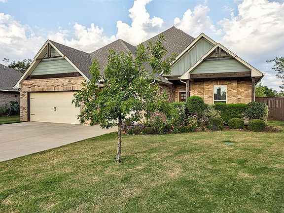2nd image of 2001 Hidden Prairie Ct
