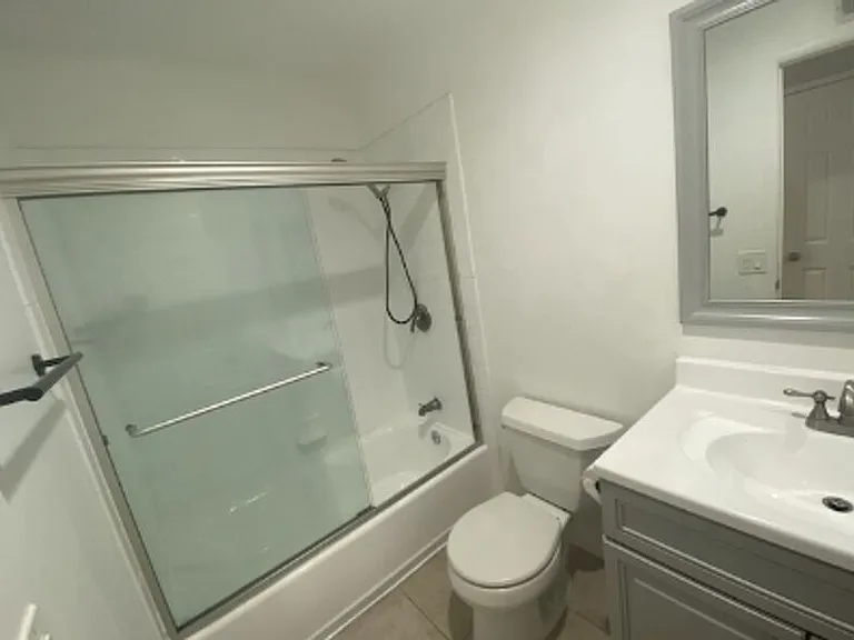 7847 Bacadi Dr — Photo 13