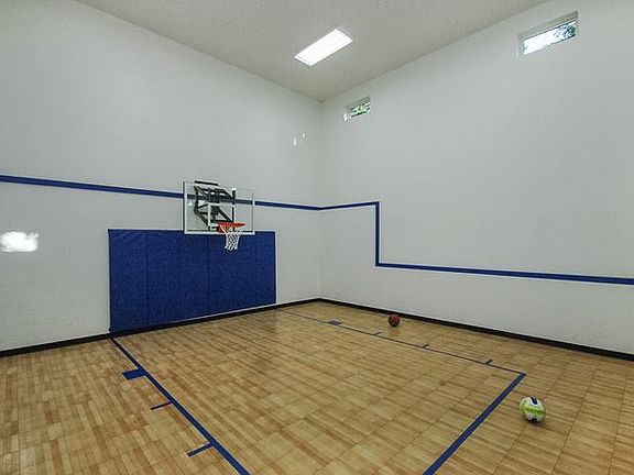 Indoor sport court