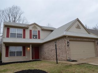 820 Charter Woods Dr, Indianapolis, IN