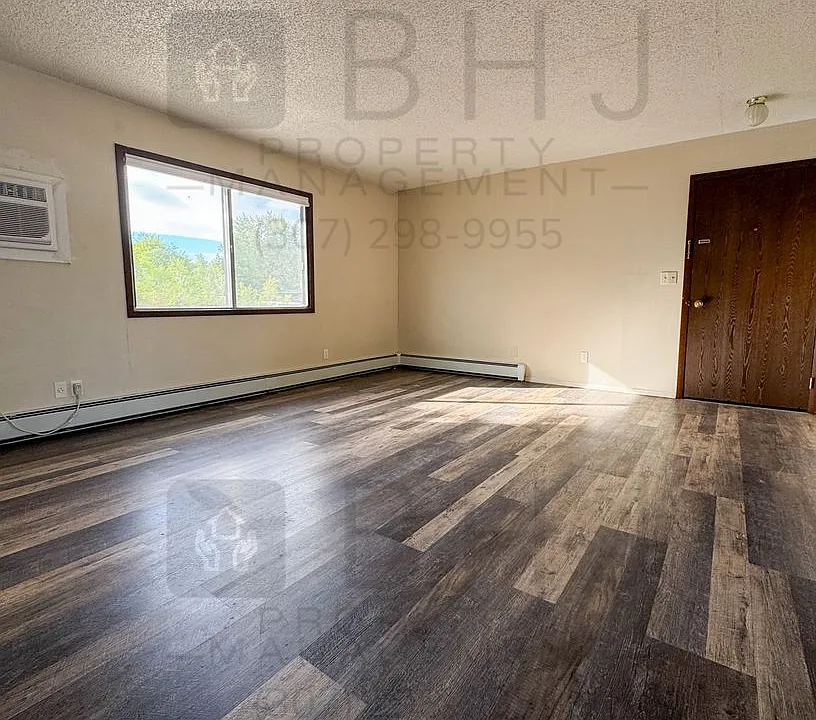 959 Bellevue Ave