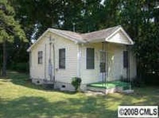 4305 Morris Field Dr, Charlotte, NC 28208