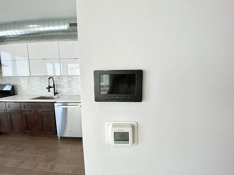 1233 N Franklin St #A7 — Photo 11