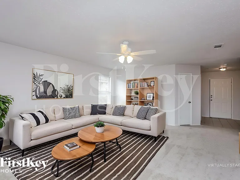 5308 Newcastle Ln — Photo 4